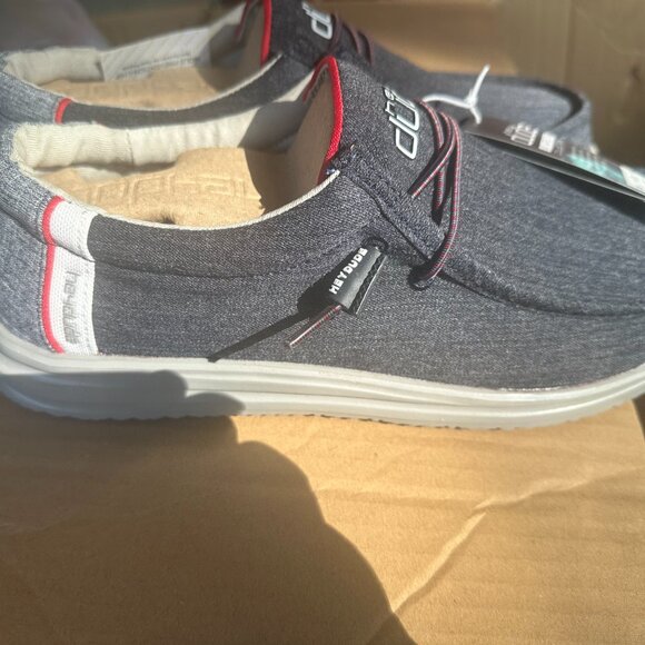Hey Dude Men’s denim blue shoes size 10 - Picture 3 of 5